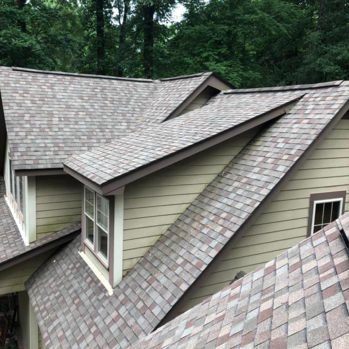 Incredible Exterior Transformation by Superior Siding | Builders ... Incredible Exterior Transformation by Superior Siding | Builders ...